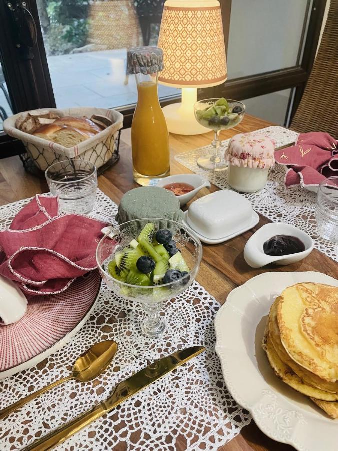 بيرنيه لو فونتينز B&B Temps Suspendu Provence المظهر الخارجي الصورة