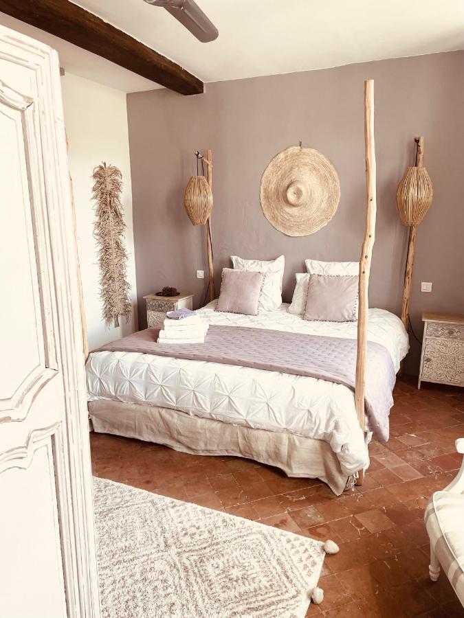 بيرنيه لو فونتينز B&B Temps Suspendu Provence المظهر الخارجي الصورة