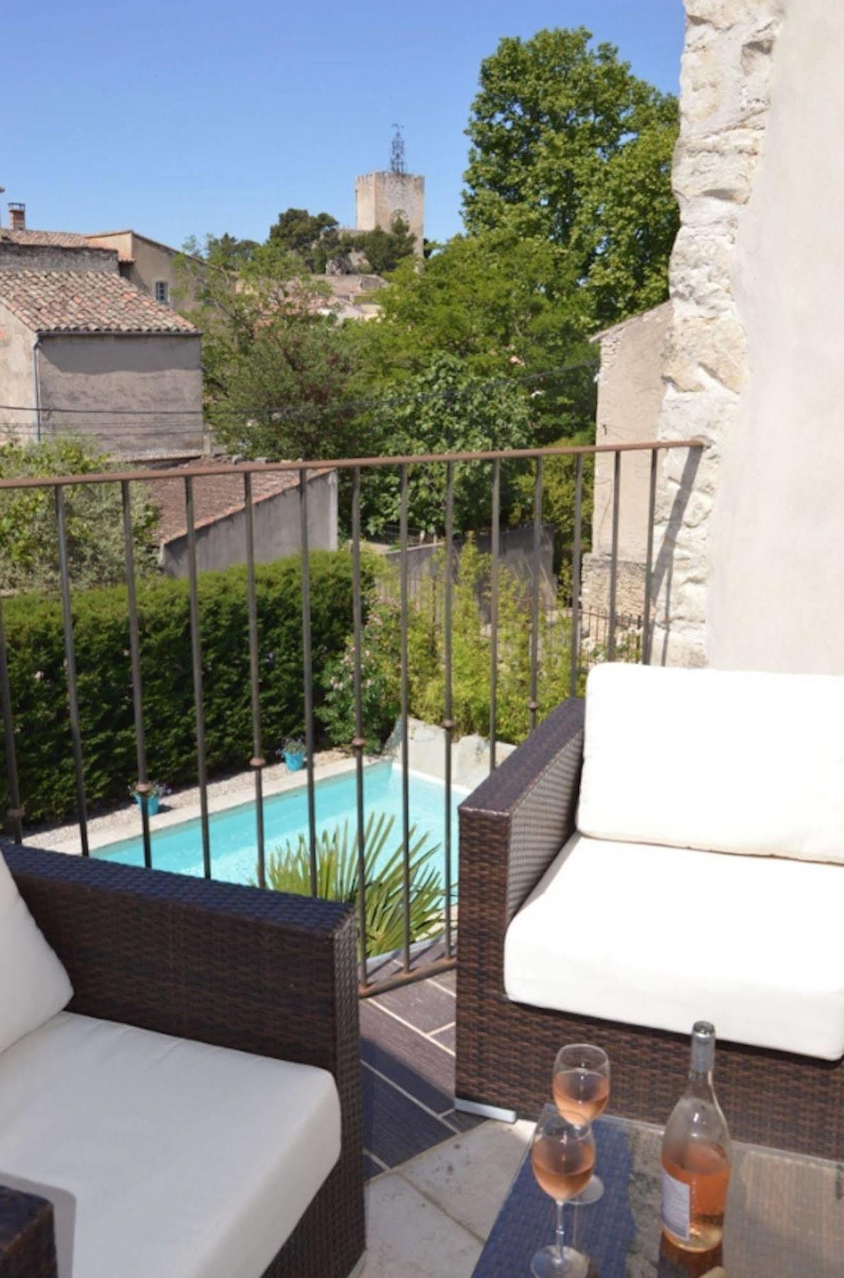 بيرنيه لو فونتينز B&B Temps Suspendu Provence المظهر الخارجي الصورة